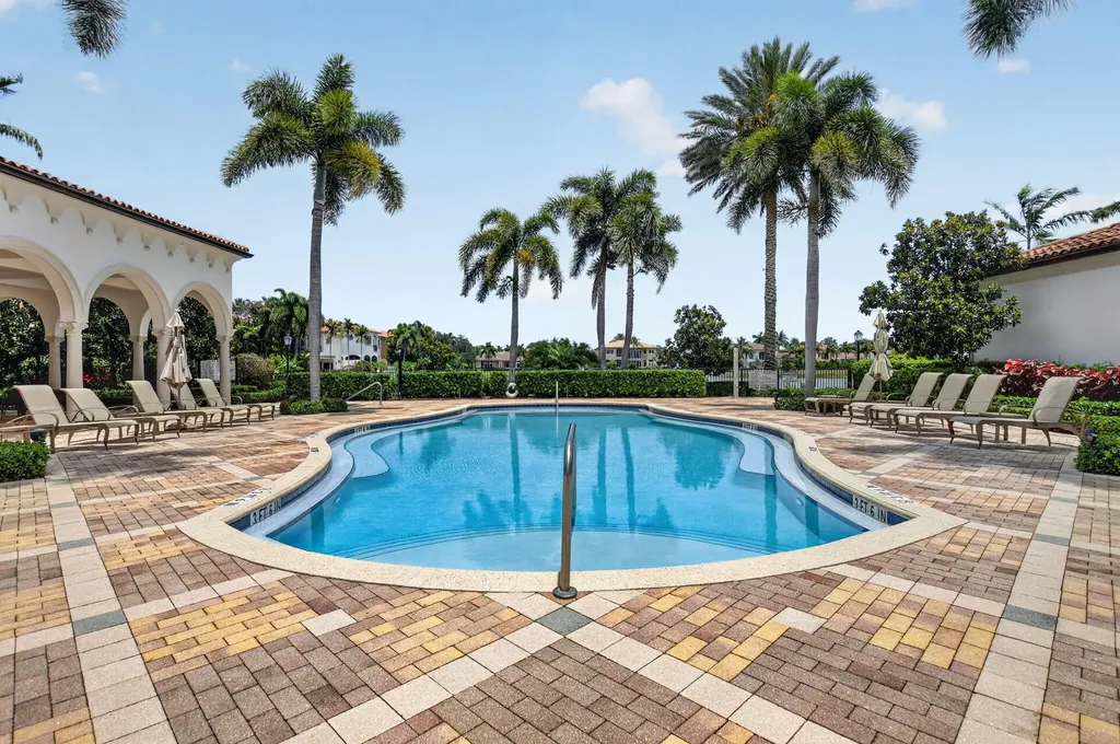 17350 Pavaroso Street Boca Raton FL 33496