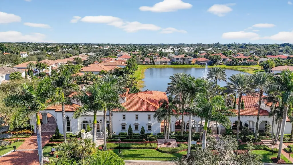17350 Pavaroso Street Boca Raton FL 33496