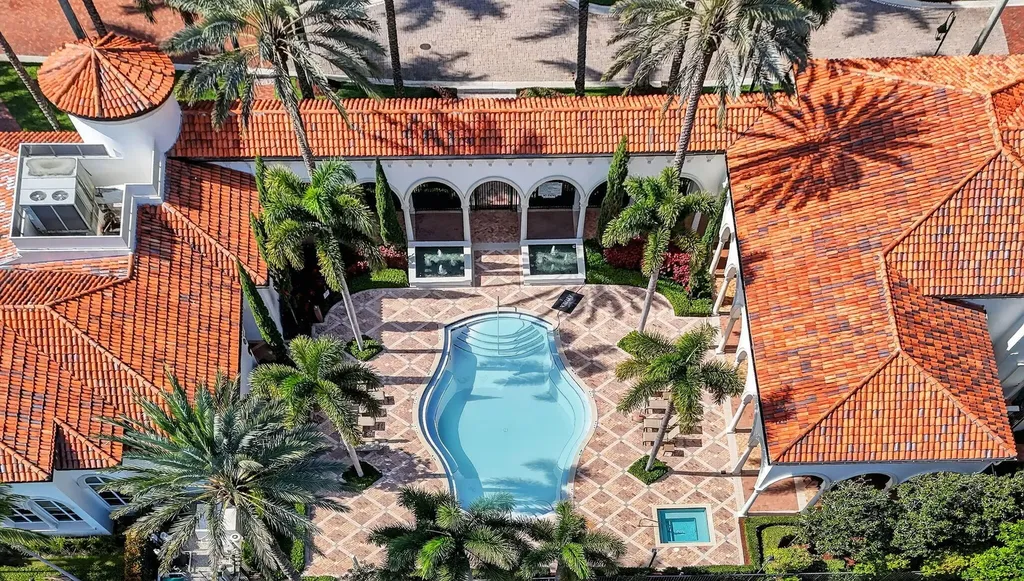 17350 Pavaroso Street Boca Raton FL 33496