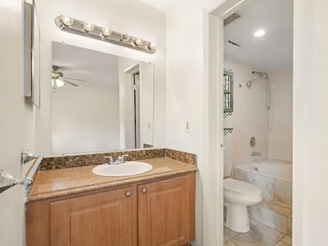 811 SE 4th Avenue Dania Beach FL 33004