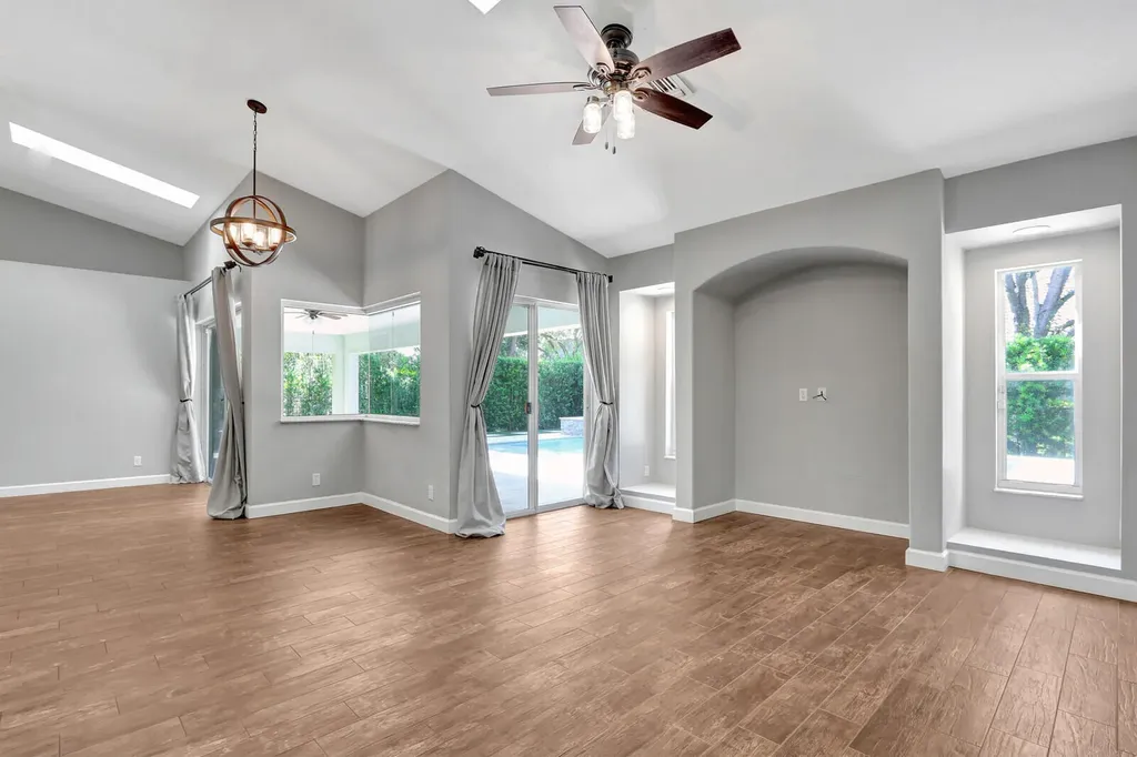 1097 Egret Circle N Jupiter FL 33458
