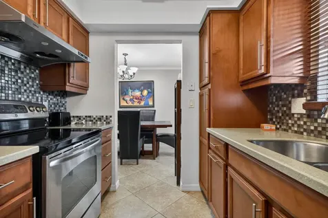 104 Shoreview Drive Greenacres FL 33463