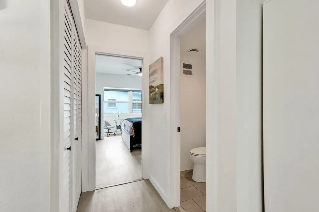 207 Salisbury I West Palm Beach FL 33417