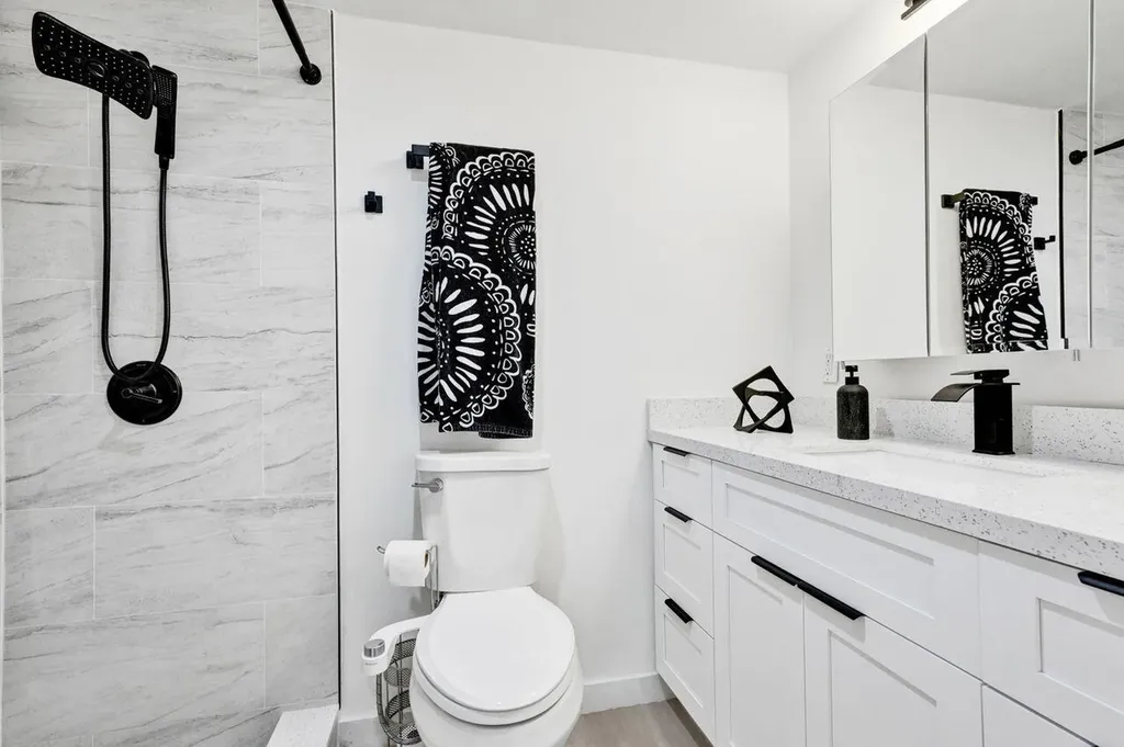 207 Salisbury I West Palm Beach FL 33417