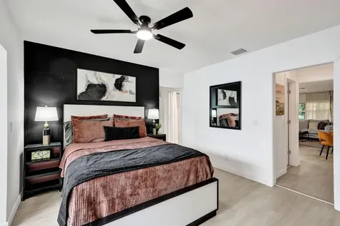 207 Salisbury I West Palm Beach FL 33417