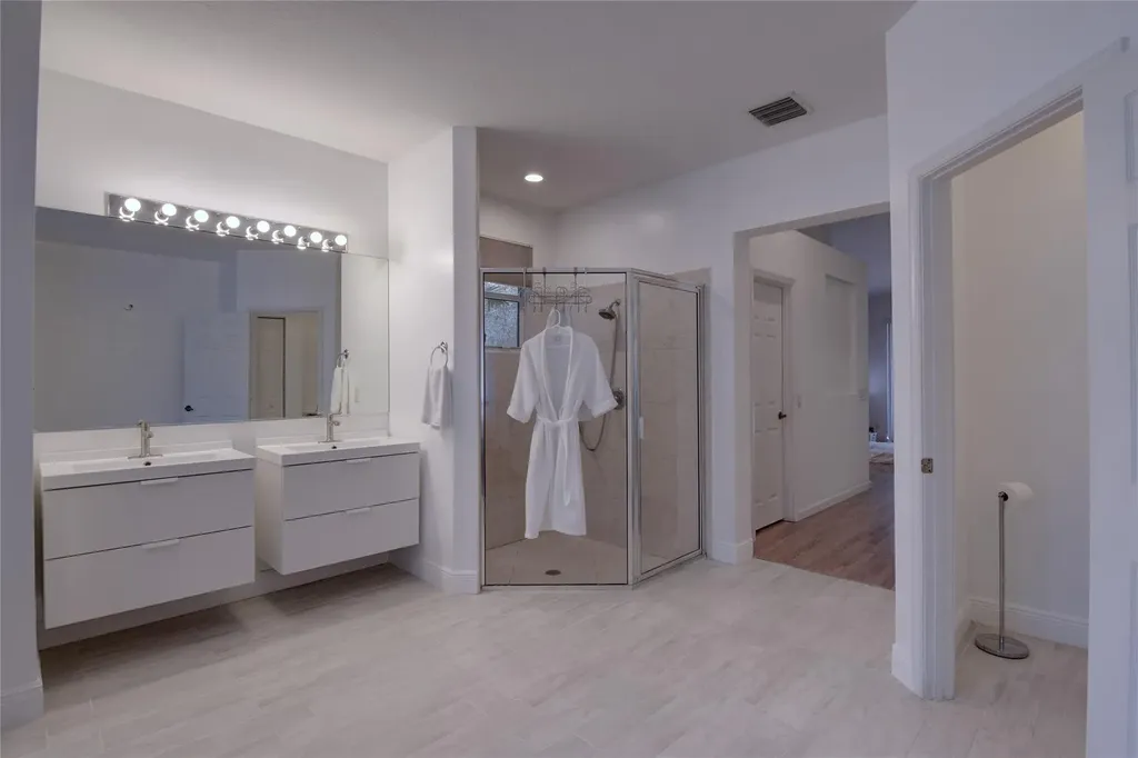 1125 Waterside Circle Weston FL 33327