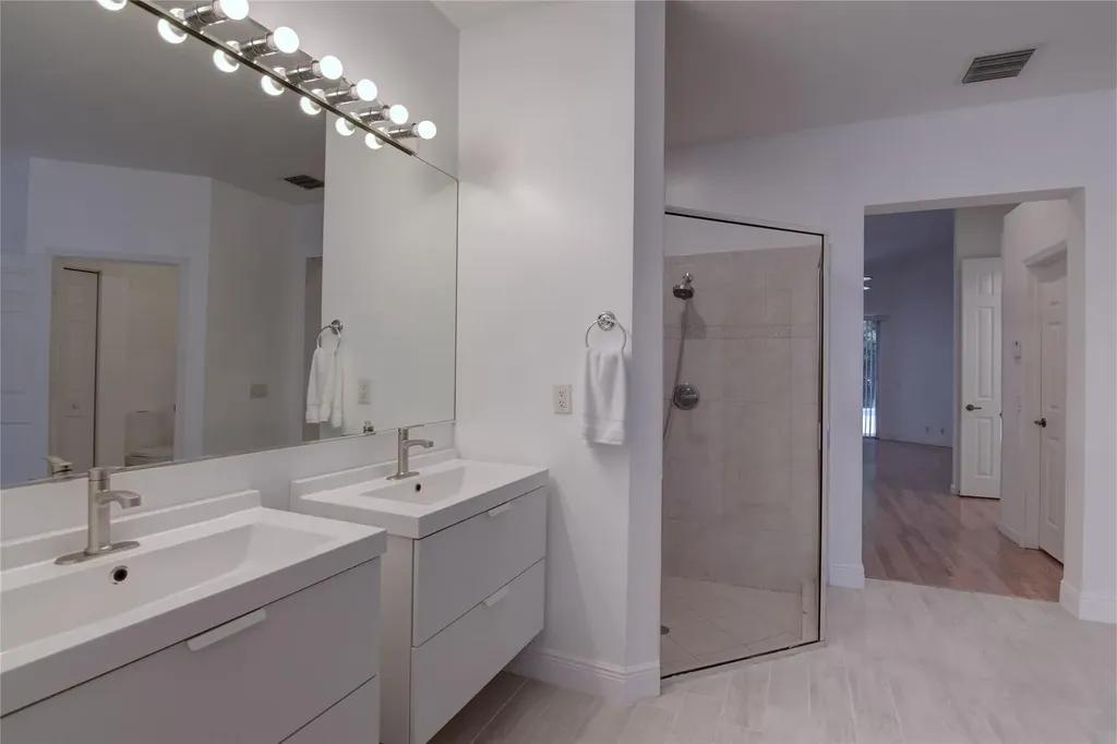 1125 Waterside Circle Weston FL 33327