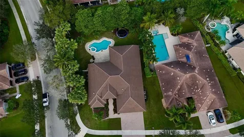 1125 Waterside Circle Weston FL 33327