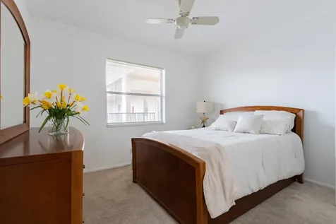 2811 Somerset Drive Lauderdale Lakes FL 33311
