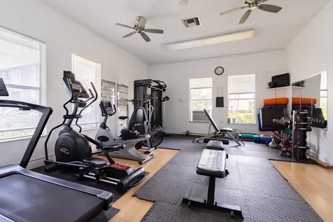 2811 Somerset Drive Lauderdale Lakes FL 33311