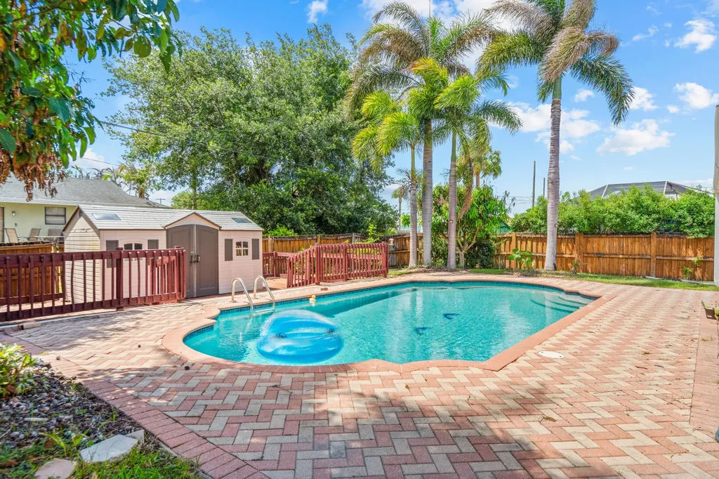2516 SW Abelard Street Port St Lucie FL 34953