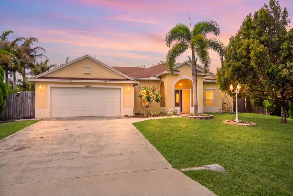 2516 SW Abelard Street Port St Lucie FL 34953