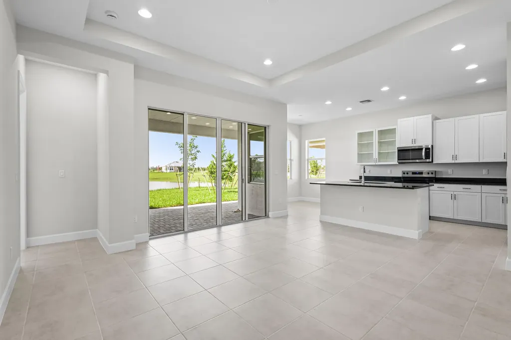14200 Lacebark Lane Westlake FL 33470