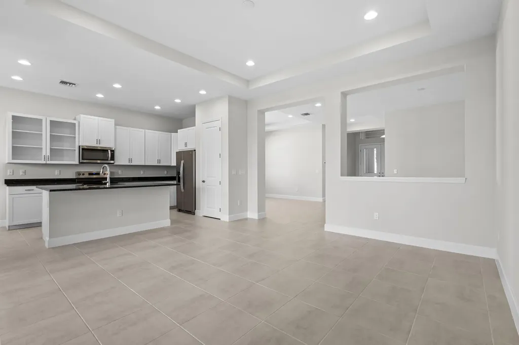 14200 Lacebark Lane Westlake FL 33470