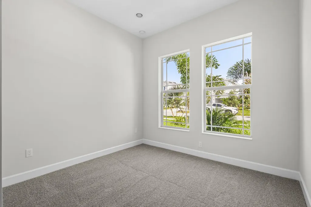 14200 Lacebark Lane Westlake FL 33470