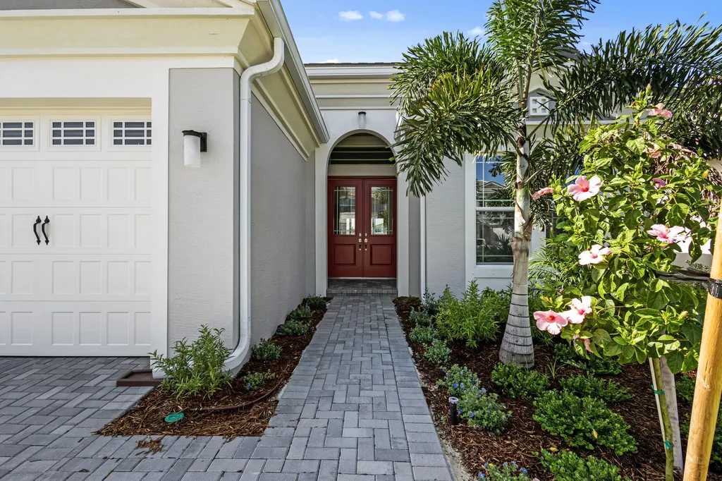 14200 Lacebark Lane Westlake FL 33470