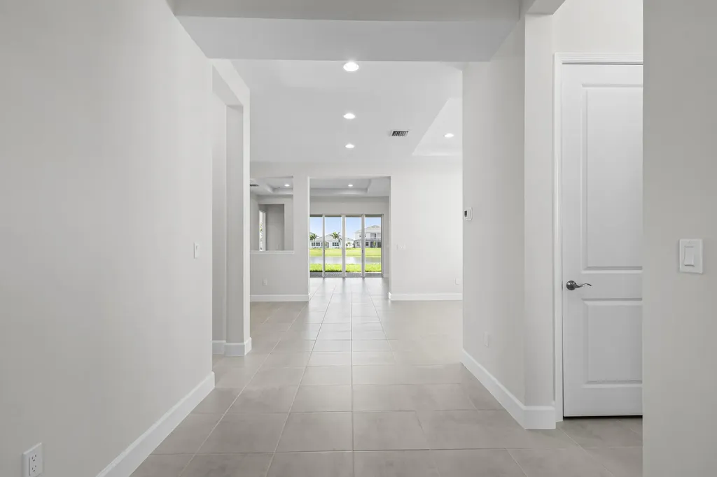 14200 Lacebark Lane Westlake FL 33470