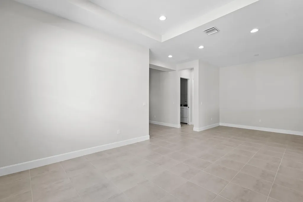14200 Lacebark Lane Westlake FL 33470