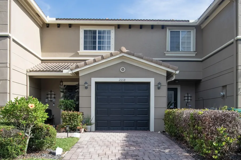 2218 SW Marshfield Court Port St Lucie FL 34953