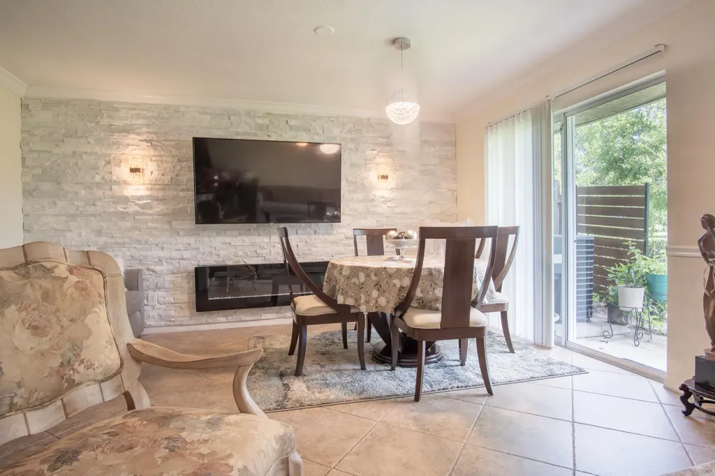 2218 SW Marshfield Court Port St Lucie FL 34953