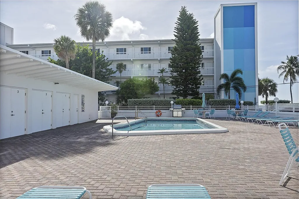 1801 S Surf Road Hollywood FL 33019