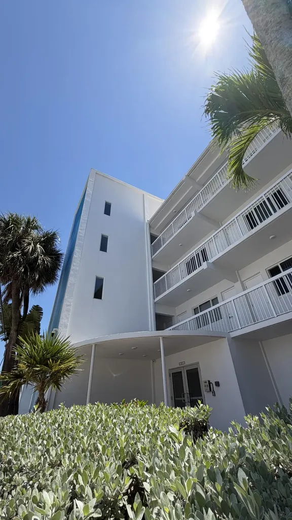 1801 S Surf Road Hollywood FL 33019