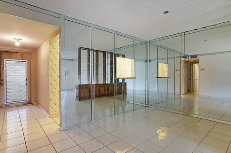 9201 Sunrise Lakes Boulevard Sunrise FL 33322