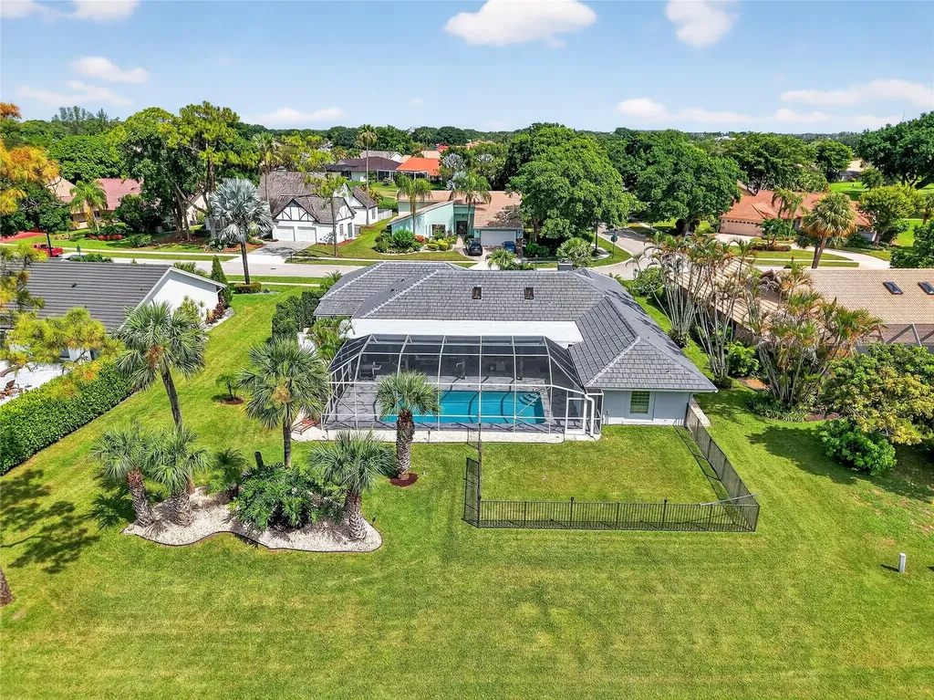 10182 Boca Woods Lane Boca Raton FL 33428