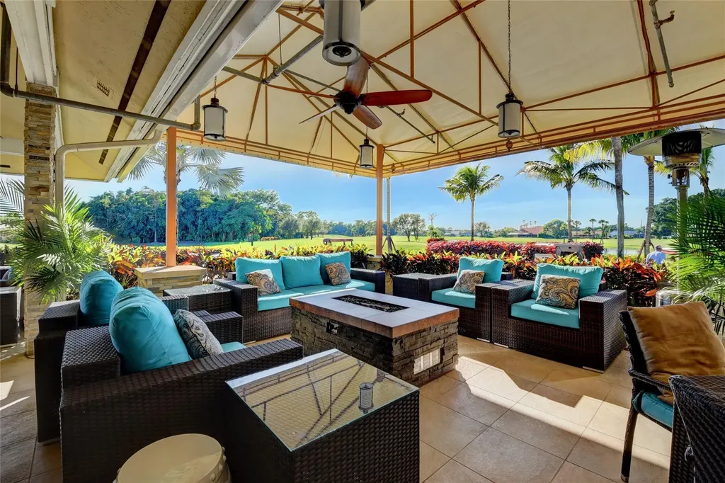 10182 Boca Woods Lane Boca Raton FL 33428