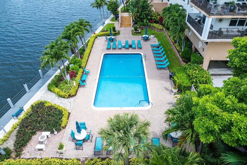 1150 Hillsboro Mile Hillsboro Beach FL 33062