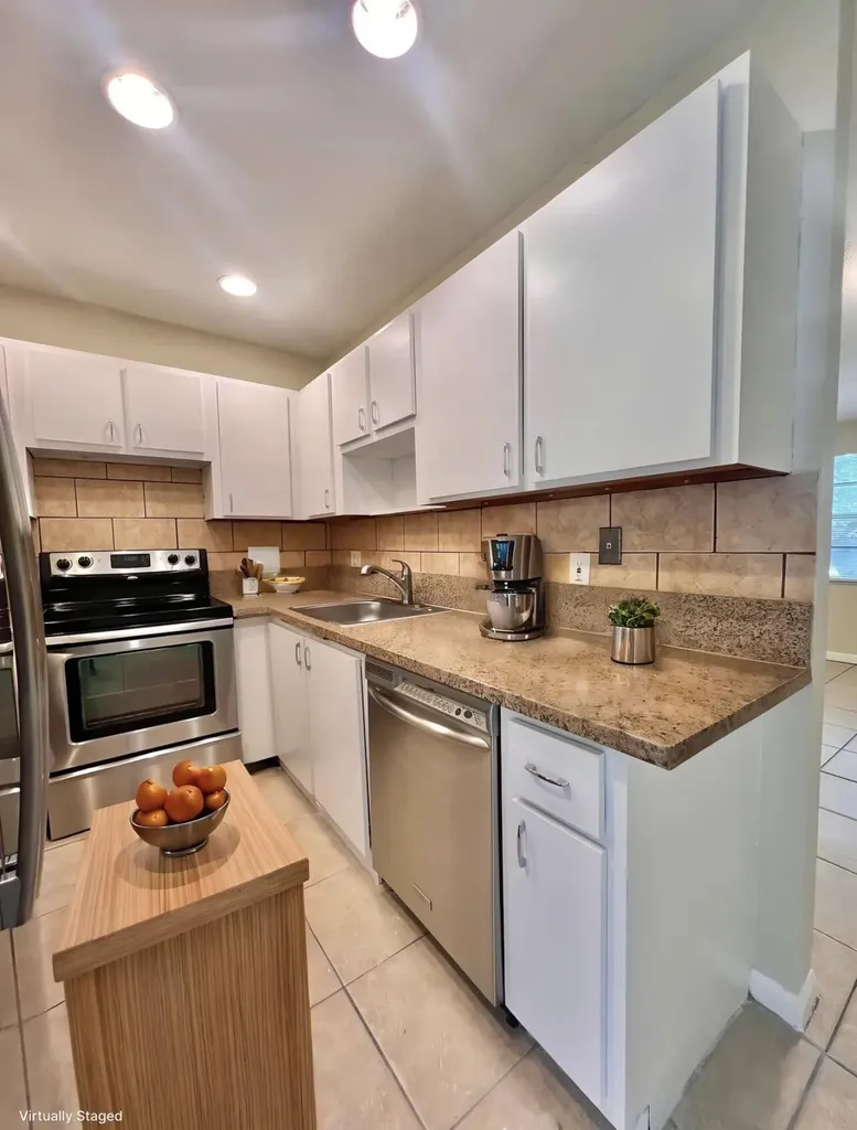 423 Glenwood Drive West Palm Beach FL 33415