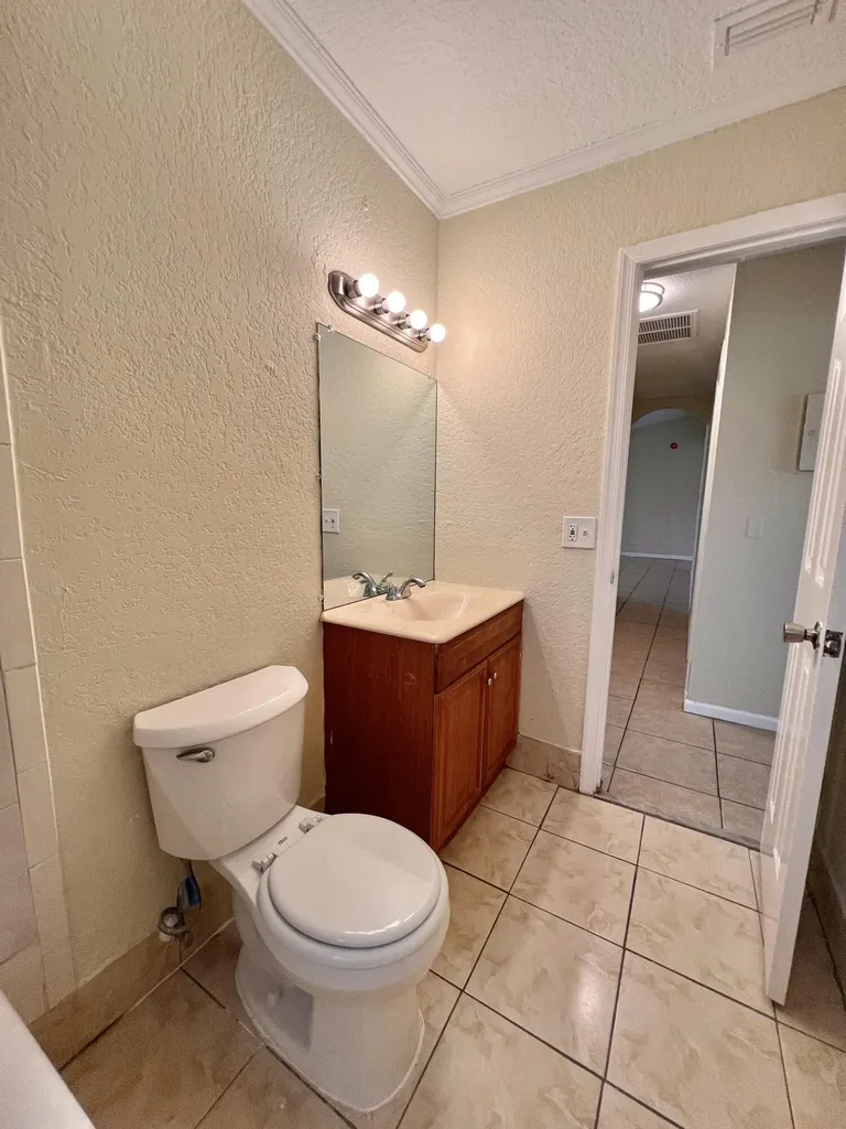 423 Glenwood Drive West Palm Beach FL 33415