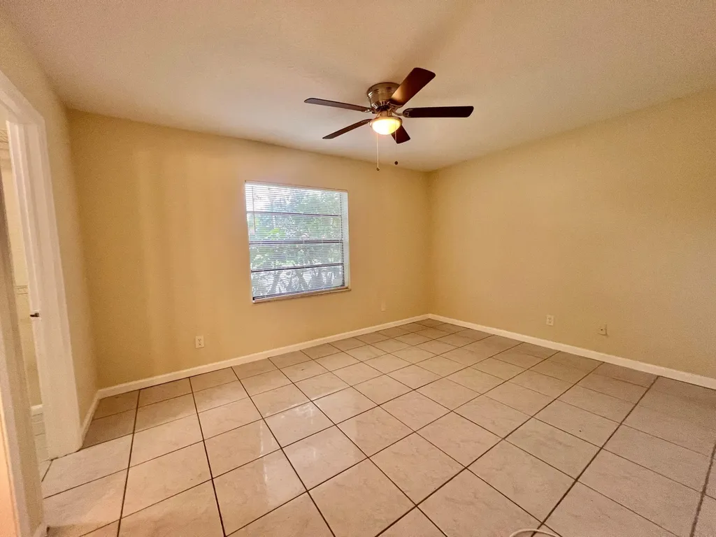 423 Glenwood Drive West Palm Beach FL 33415