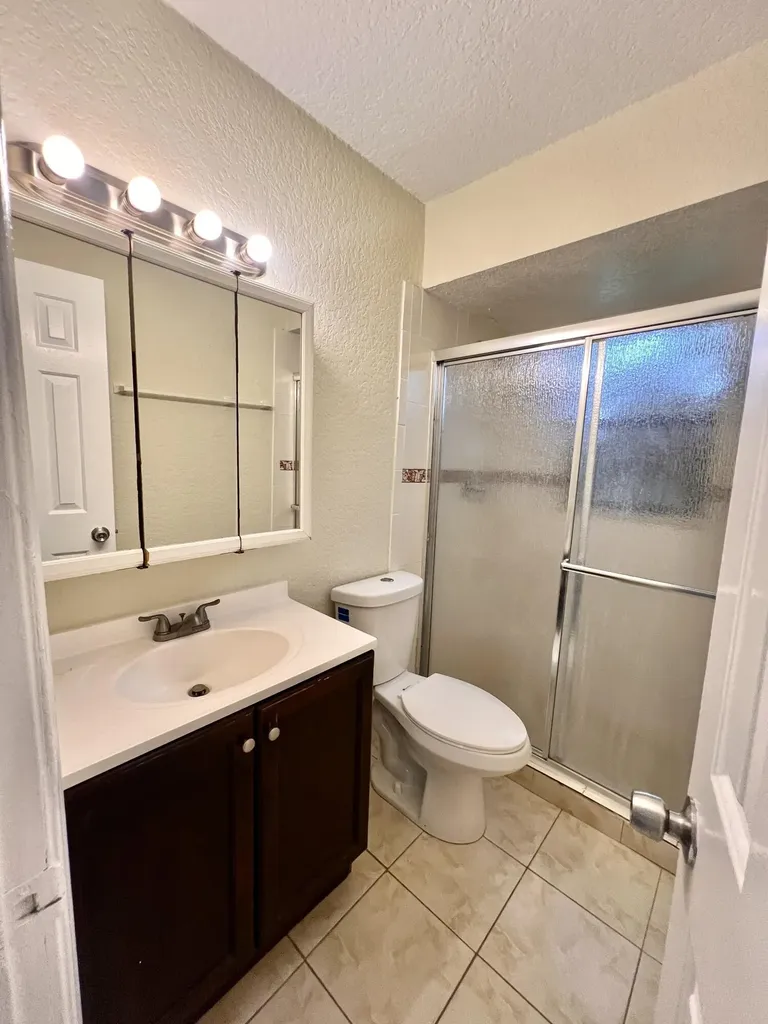 423 Glenwood Drive West Palm Beach FL 33415