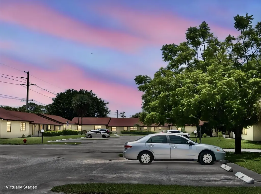 423 Glenwood Drive West Palm Beach FL 33415