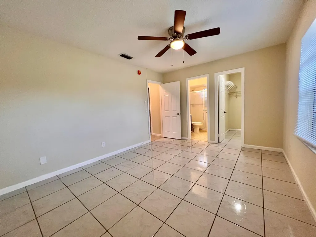 423 Glenwood Drive West Palm Beach FL 33415