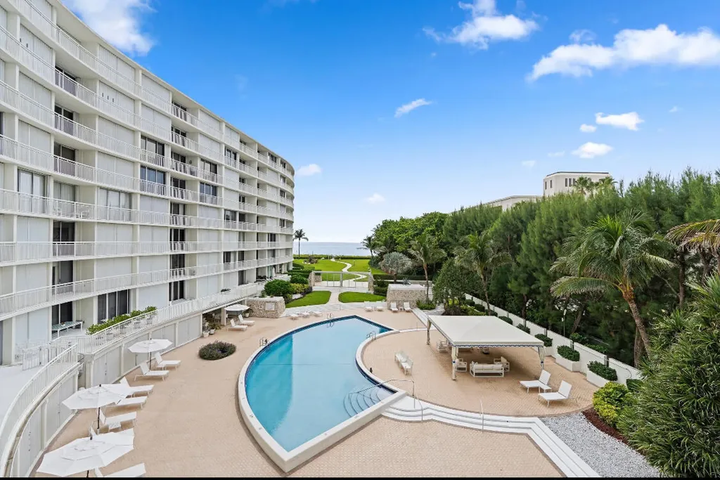 2780 S Ocean Boulevard Palm Beach FL 33480