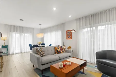 1736 NE 18th Street Fort Lauderdale FL 33305