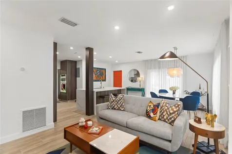 1736 NE 18th Street Fort Lauderdale FL 33305