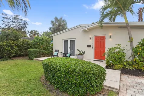 1736 NE 18th Street Fort Lauderdale FL 33305