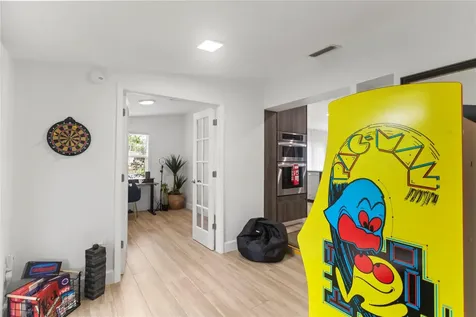1736 NE 18th Street Fort Lauderdale FL 33305