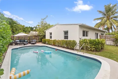 1736 NE 18th Street Fort Lauderdale FL 33305