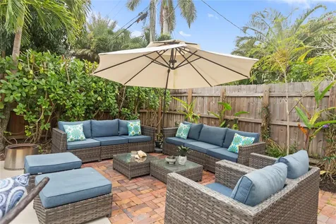 1736 NE 18th Street Fort Lauderdale FL 33305