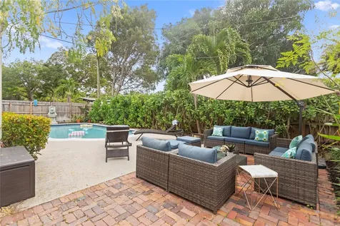 1736 NE 18th Street Fort Lauderdale FL 33305