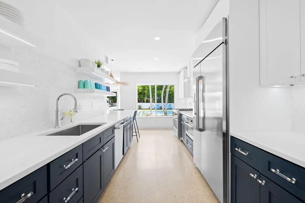 1524 Bayview Drive Fort Lauderdale FL 33304