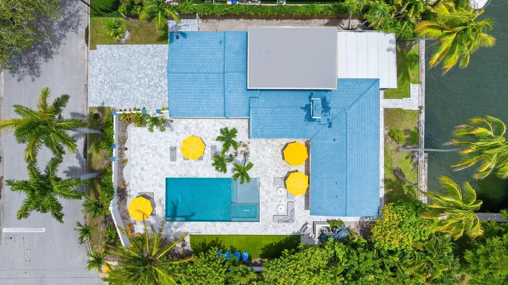 1524 Bayview Drive Fort Lauderdale FL 33304
