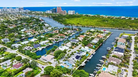 1524 Bayview Drive Fort Lauderdale FL 33304