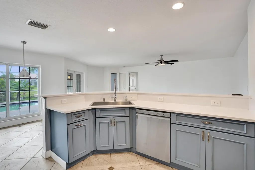 9352 Cascade Court Boynton Beach FL 33437