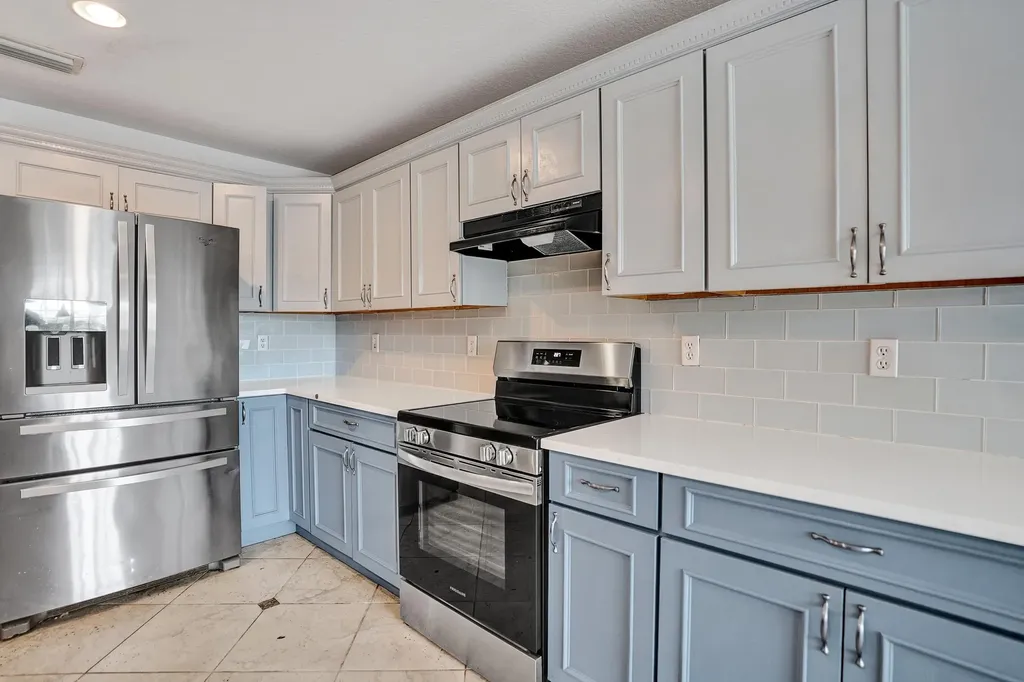 9352 Cascade Court Boynton Beach FL 33437