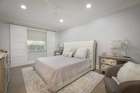 4971 Kensington Circle Coral Springs FL 33076